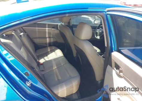 2017 Hyundai Elantra Limited из США, поврежденный, VIN 5NPD84LF0HH104617